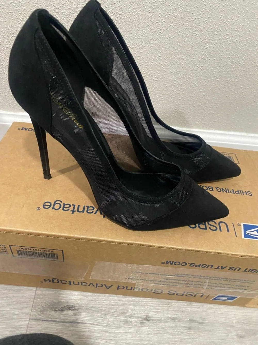 Sleek Black Pointed Mesh Stiletto Heels - Picture 1 of 7